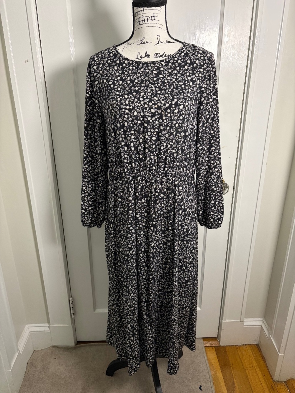 Papaya Woman for Matalan black and white ditsy floral midi dress, UK 16 / US 12